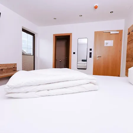 Herberg Aigner *** *