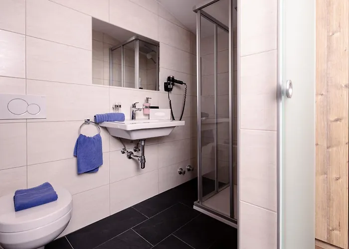 Aigner *** Estalagem *